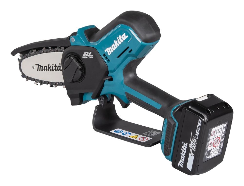 Ergonomiškas MAKITA genėjimo pjūklas su paminkštinta rankena