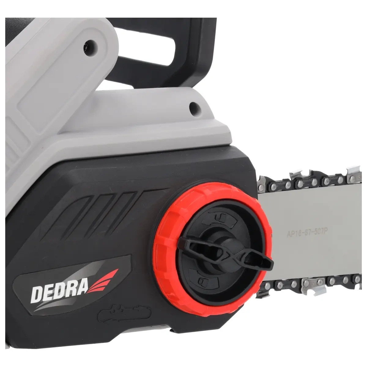 Dedra DED8701 pjūklo grandinė ir 40cm pjovimo juosta artimame plane