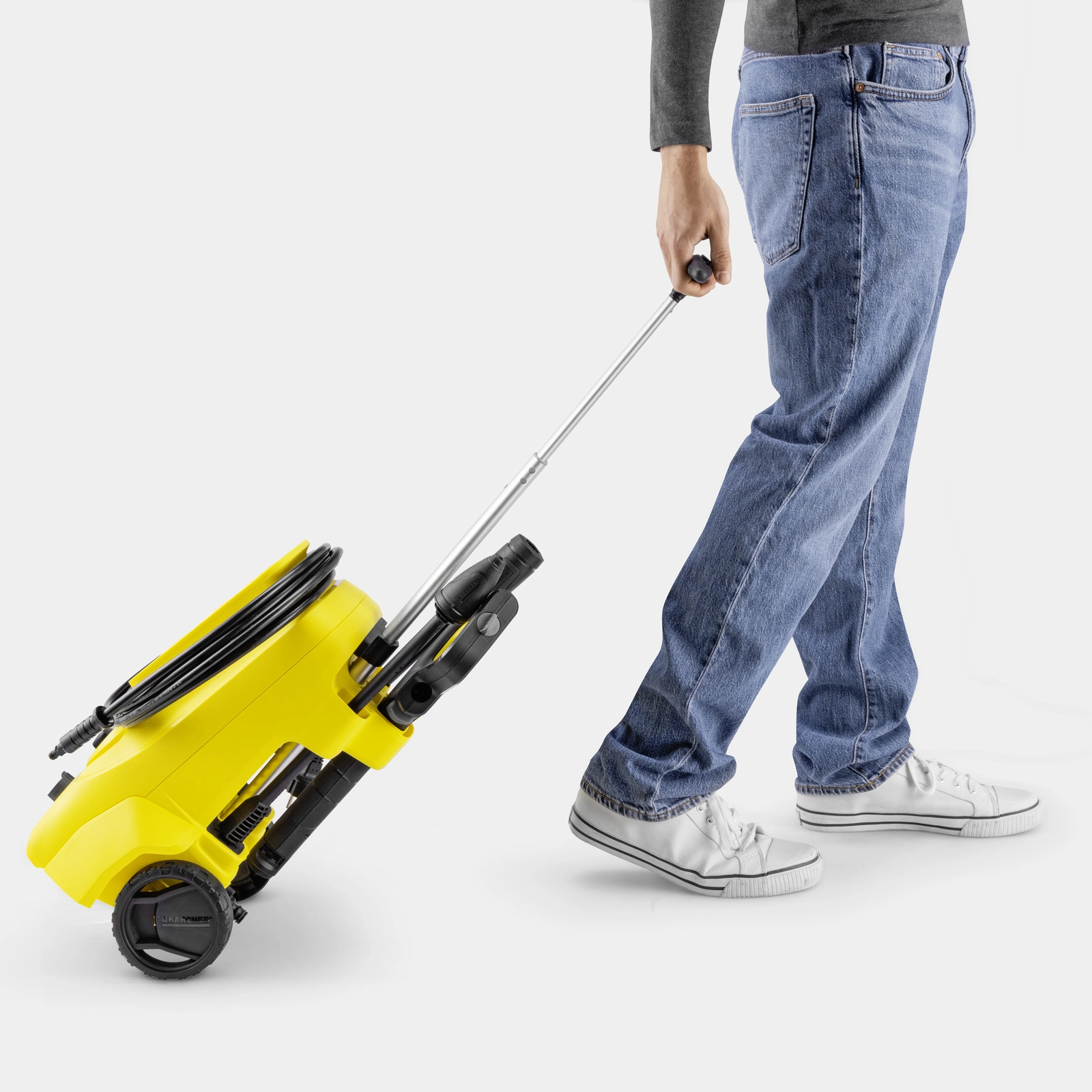 Karcher K3 automobilio valymo rinkinys su šampūnu ir putų purkštuvu