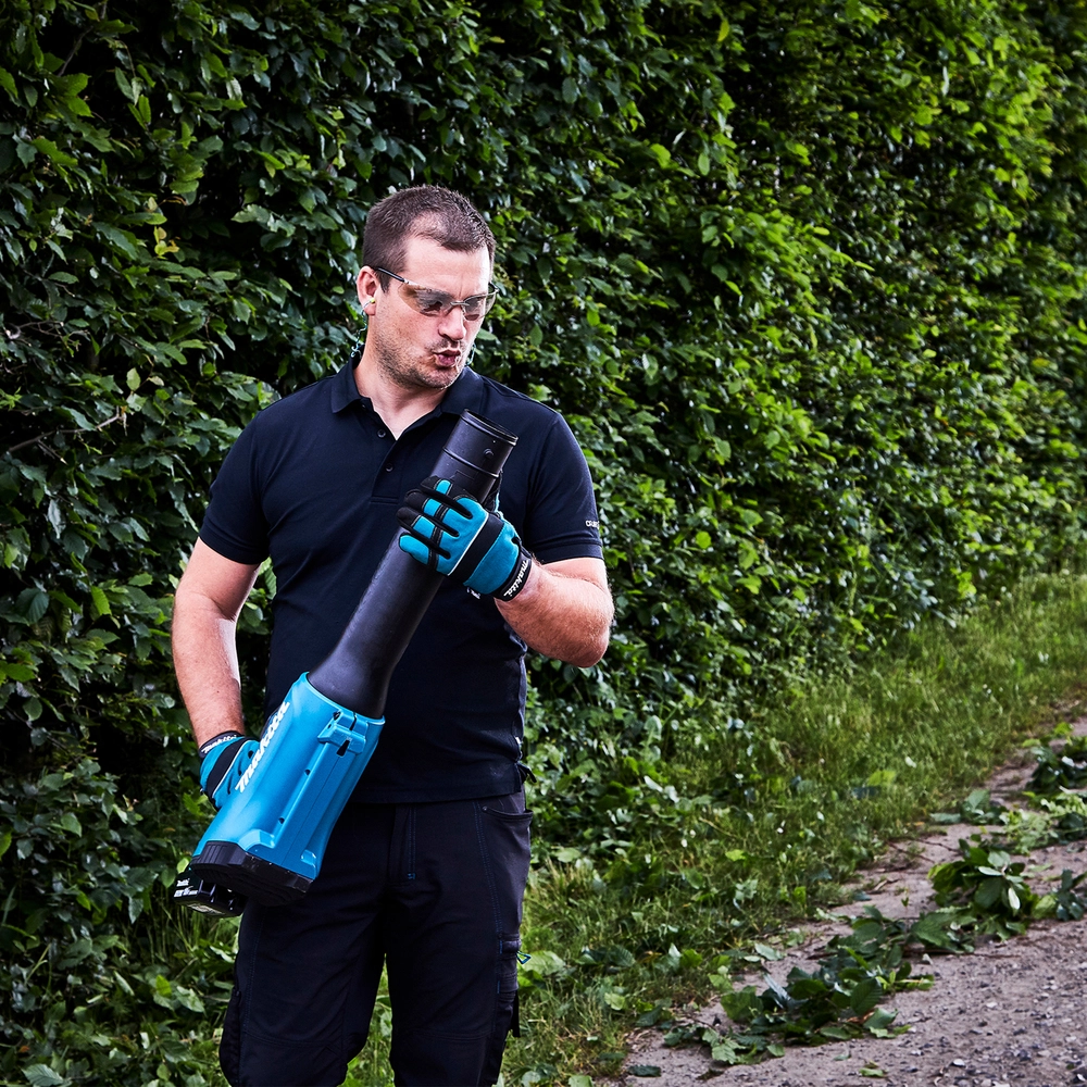 Ergonomiškas MAKITA akumuliatorinis pūstuvas viena ranka