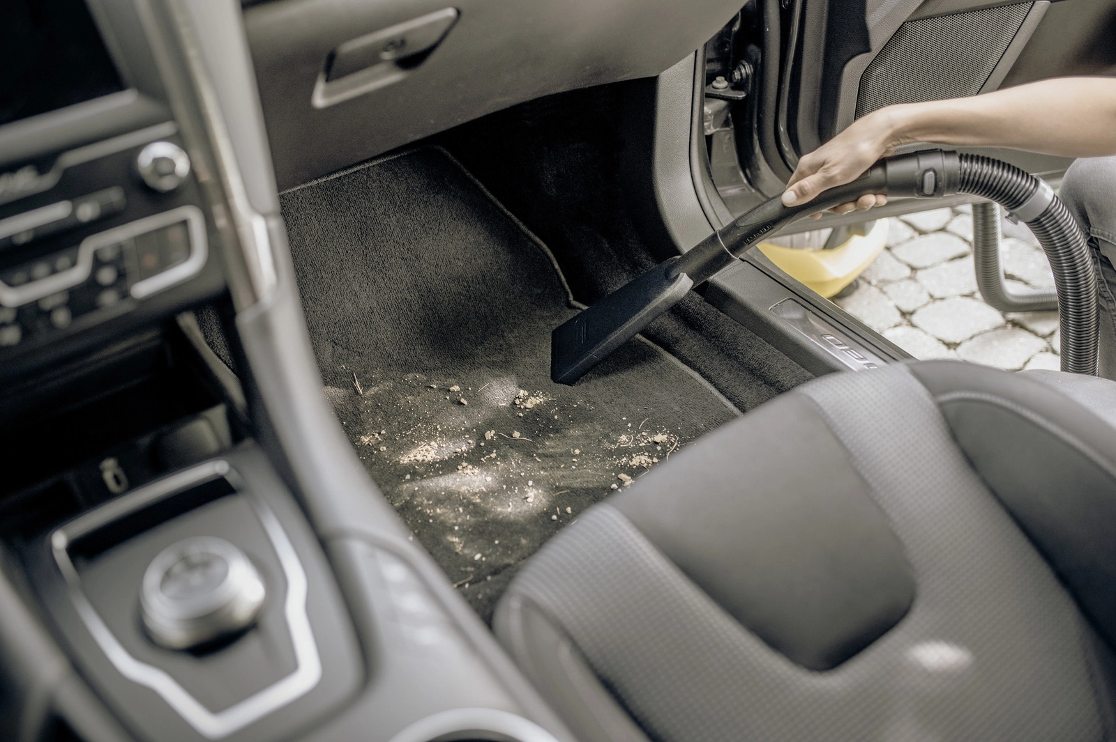 WD serijos dulkių siurblio priedų komplektas automobiliui