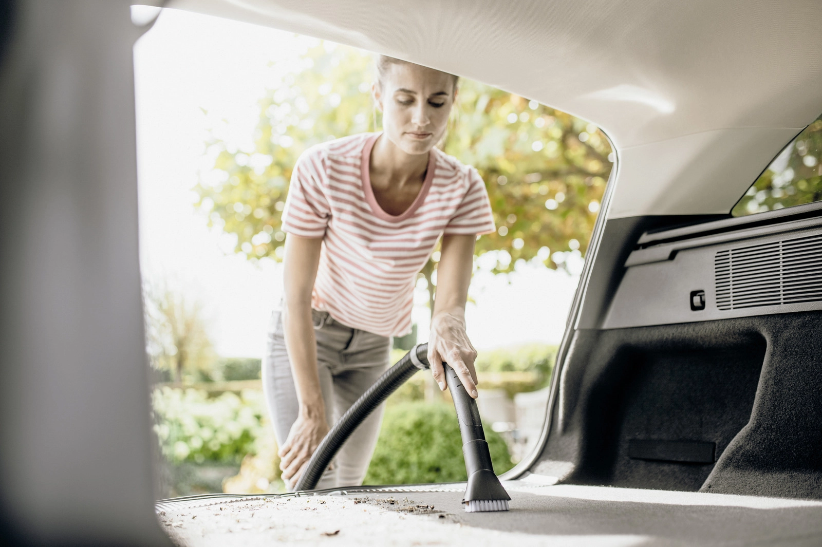 KARCHER dulkių siurblio specialūs automobiliui skirti priedai ir šepetėliai