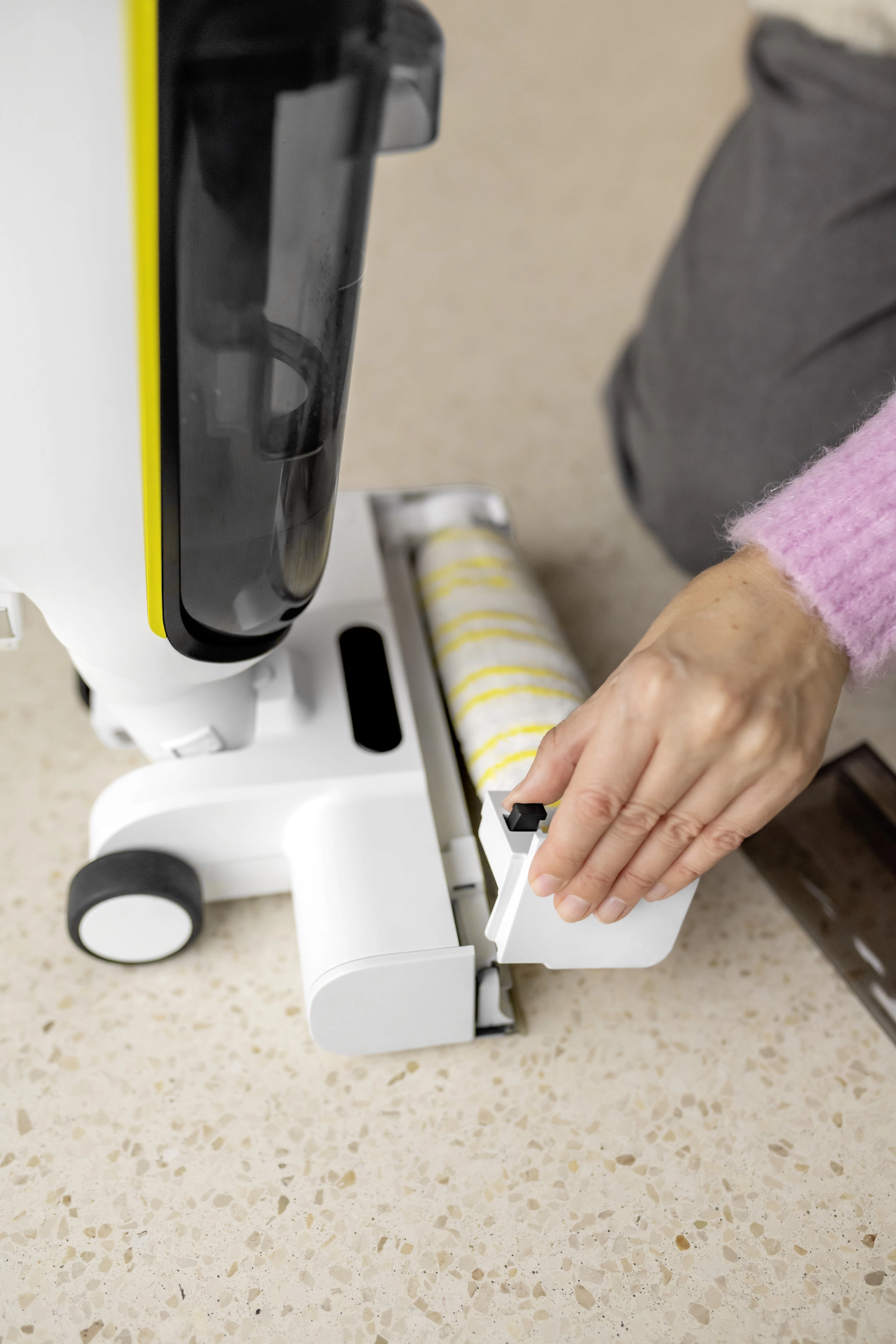 Universalus KARCHER FCV4 siurblys valo išsiliejusius skysčius