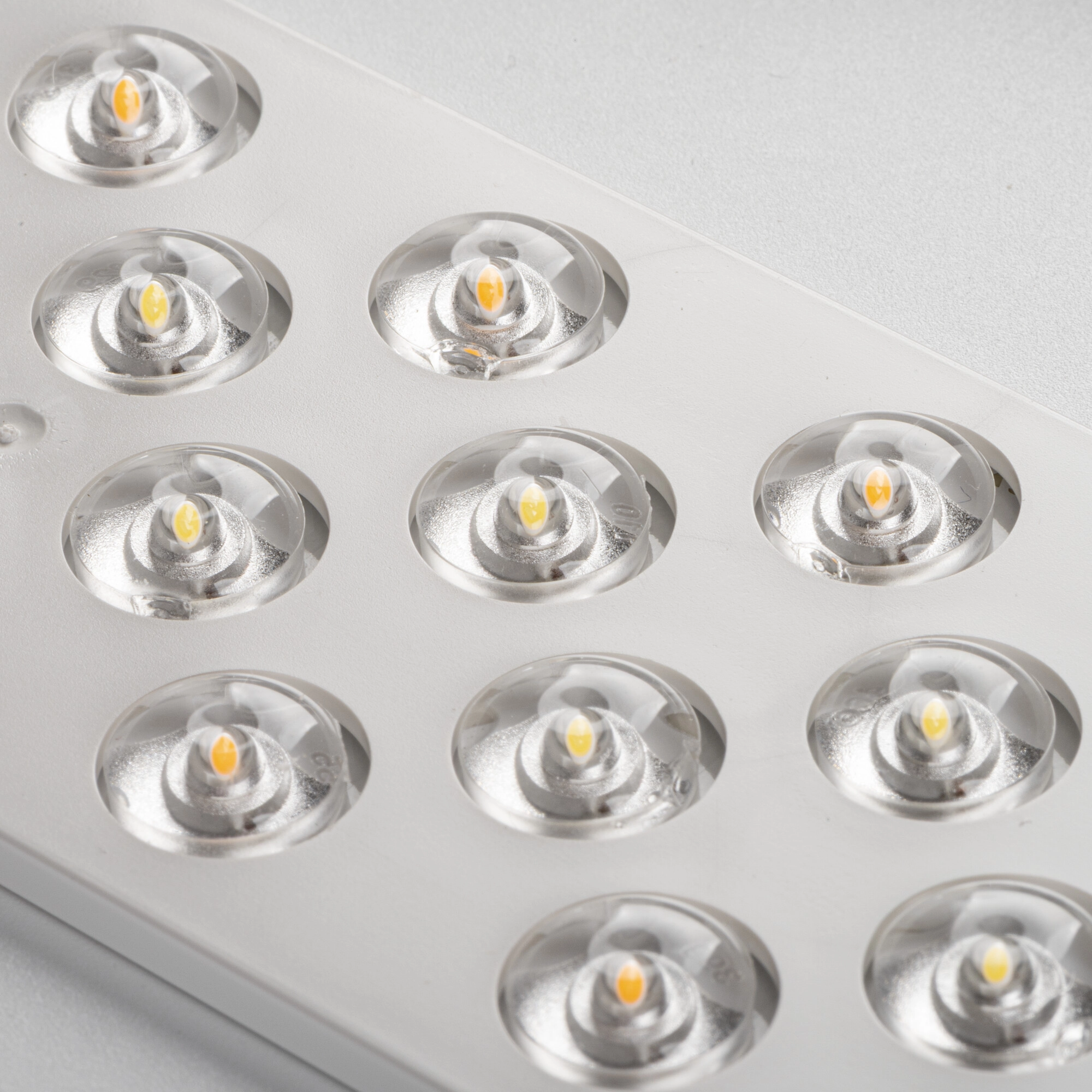 Efektyvus LED šviestuvas LIXAN XL 65W profesionaliam apšvietimui