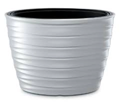 VAZONAS PLASTIKINIS 60CM. FREZE ŠVIESIAI PILKOS SPALVOS