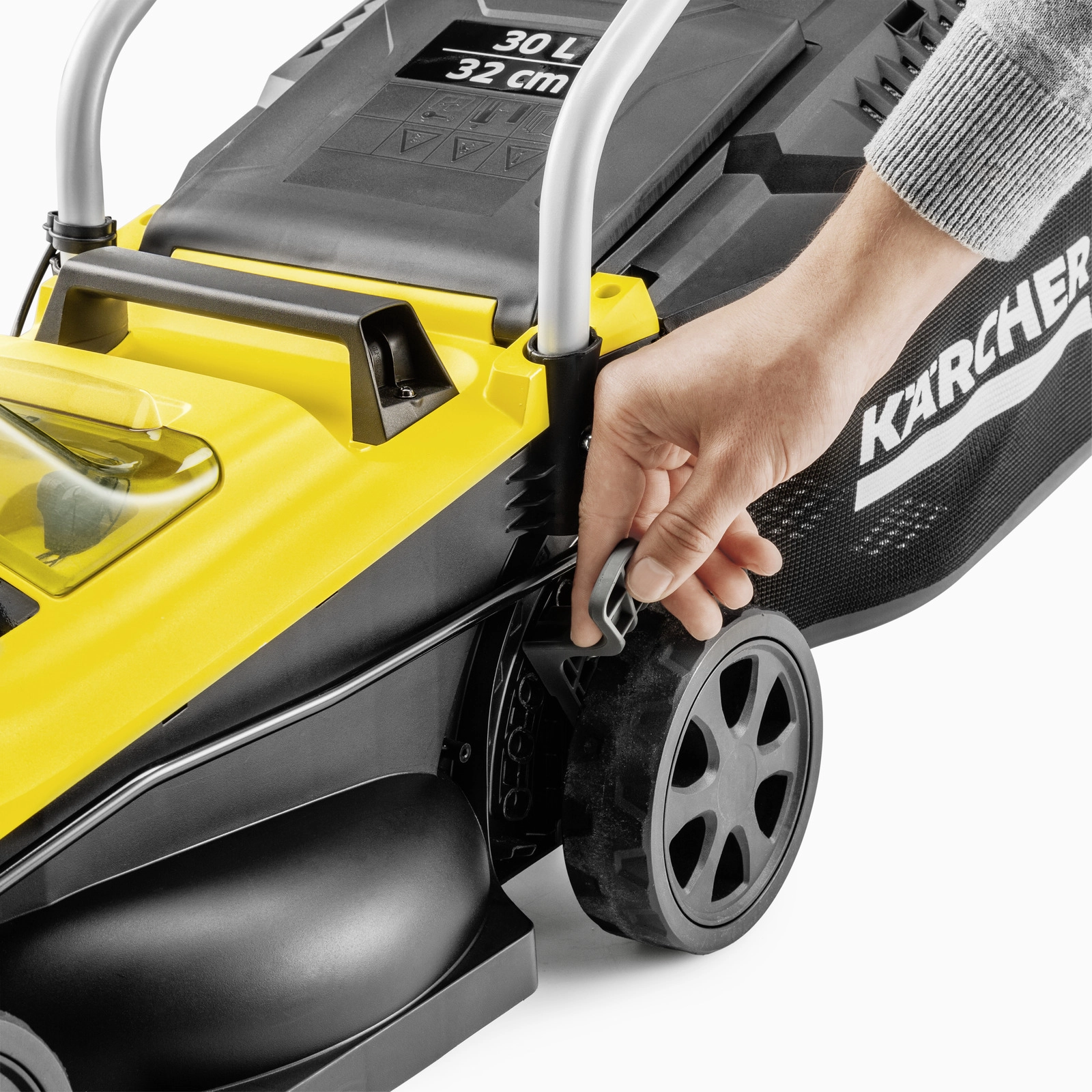 30 litrų žolės surinkimo talpa KARCHER vejapjovėje