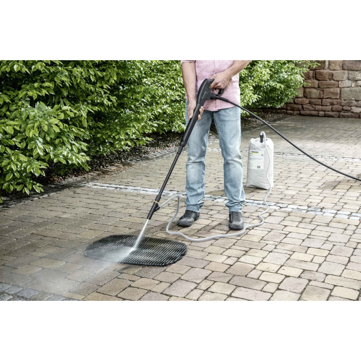 Profesionali Karcher smėliapūtė su abrazyviniu užpildu nešvarumų šalinimui