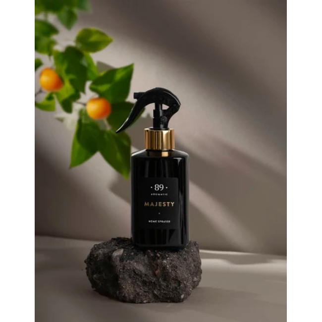 Prabangus namų gaiviklis MAJESTY 300ml purškiklis patalpų kvepinimui