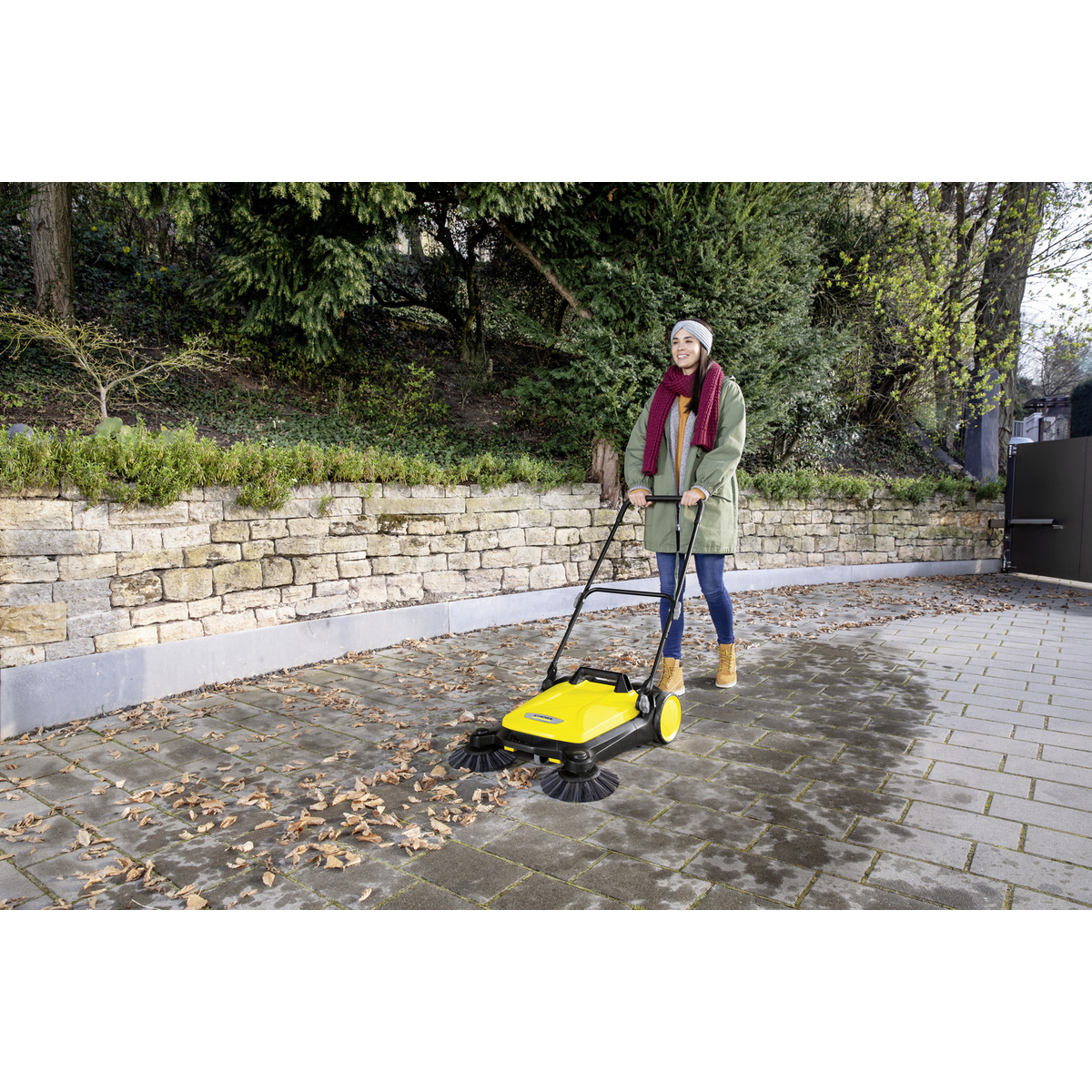 Mechaninės šluotos Karcher S4 Twin šoniniai šepečiai su specialiais šeriais