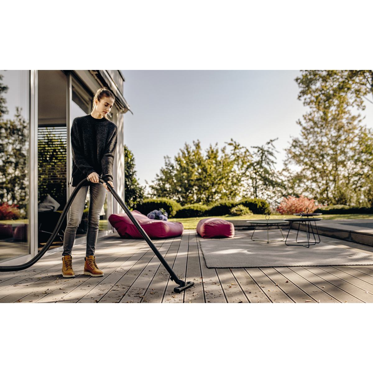 KARCHER WD 4 S juodos spalvos dizainas