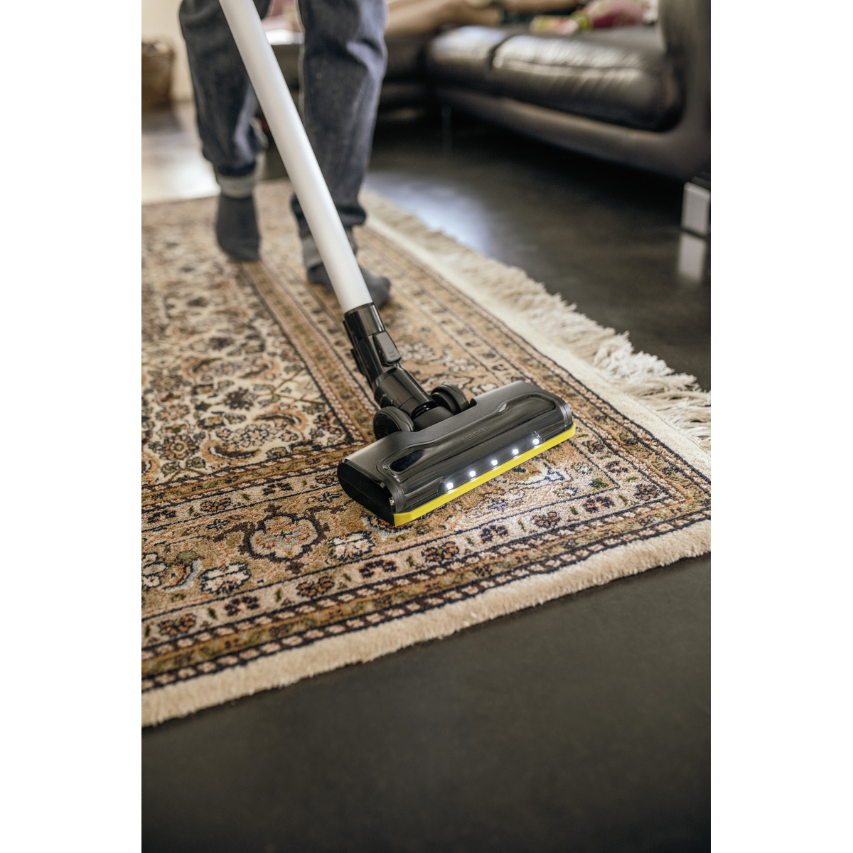 VC 6 Cordless dulkių siurblys 250W variklis ir LED antgalis